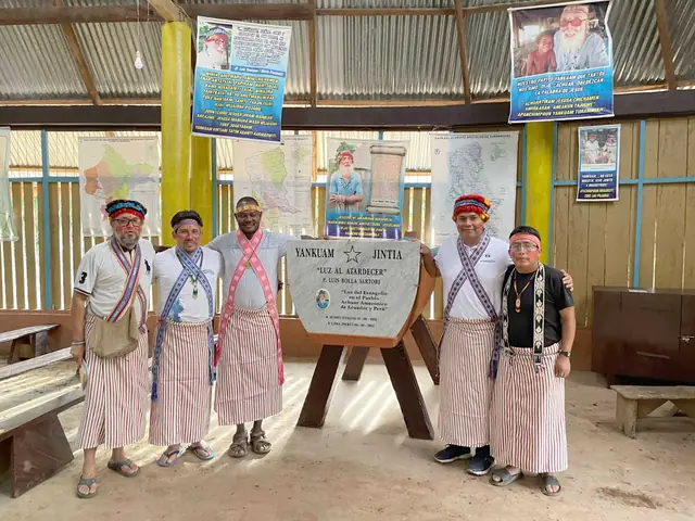 Misioneros en la selva